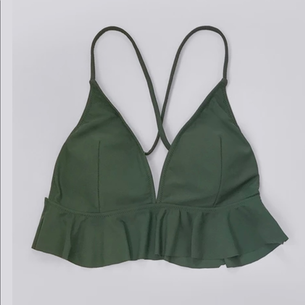 Adorable Never worn cupshe bathing suit top